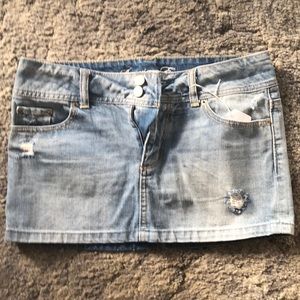 American eagle jean skirt